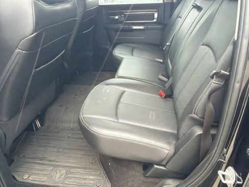 Used 2018 RAM 1500 Laramie w/ Convenience Group image 17