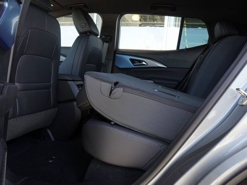 New 2025 Chevrolet Equinox EV LT image 26