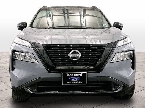 Used 2023 Nissan Rogue SV w/ SV Premium Package AWD/4WD image 3