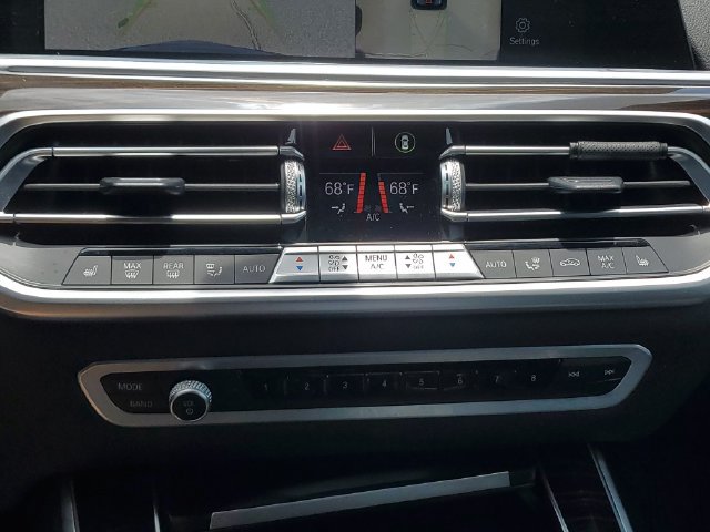 Used 2021 BMW X5 xDrive40i w/ Convenience Package AWD/4WD image 33