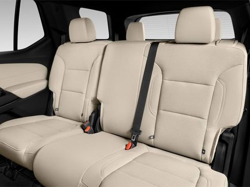 Used 2026 Chevrolet Traverse High Country image 9