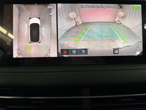 New 2026 INFINITI QX60 Luxe w/ Family Package image 8