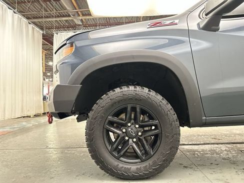 Used 2019 Chevrolet Silverado 1500 Custom Trail Boss w/ Custom Convenience Package AWD/4WD image 21
