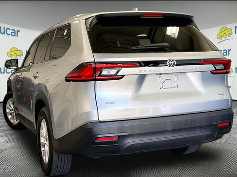 Certified 2025 Toyota Grand Highlander AWD image 4