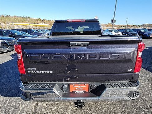 Used 2022 Chevrolet Silverado 1500 LT w/ Protection Package image 7