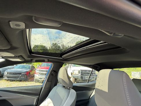 Used 2026 Toyota Camry SE w/ Multimedia Upgrade Package FWD image 16