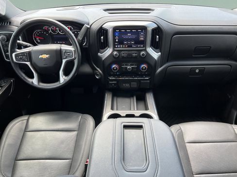 Used 2021 Chevrolet Silverado 1500 LTZ w/ LTZ Premium Texas Edition AWD/4WD image 9