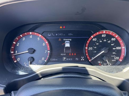 Used 2025 Nissan Frontier PRO-4X AWD/4WD image 23