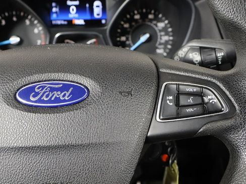 Used 2015 Ford Focus SE FWD image 10