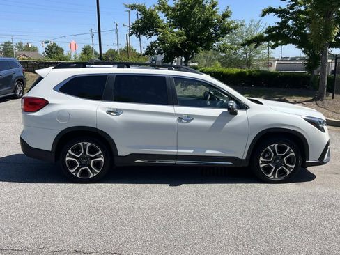 Certified 2023 Subaru Ascent Touring AWD/4WD image 8