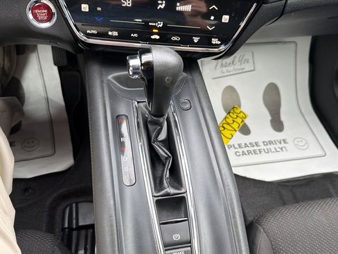 Used 2017 Honda HR-V EX image 14