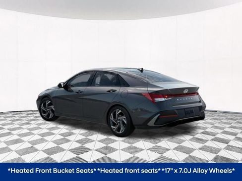 New 2025 Hyundai Elantra SEL image 8
