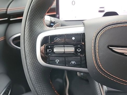 Certified 2026 Genesis GV70 3.5T Sport Prestige AWD/4WD image 11