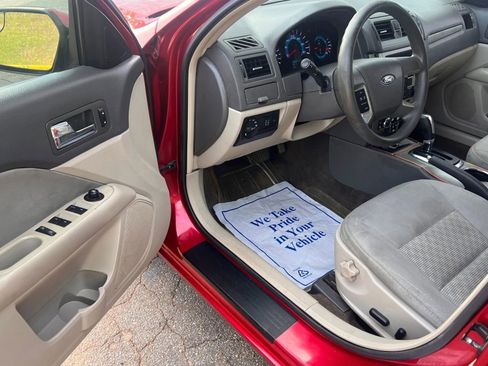 Used 2012 Ford Fusion SE FWD image 10