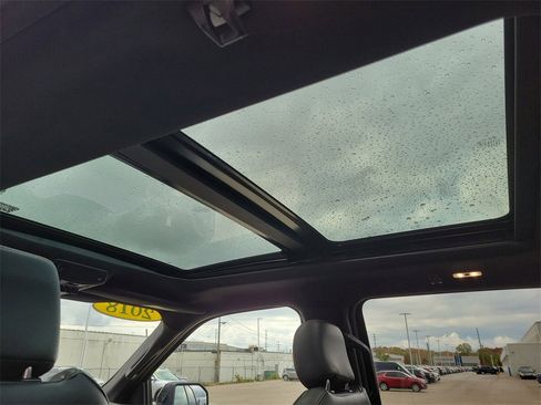 Used 2018 Ford F150 Raptor w/ Equipment Group 802A Luxury image 15