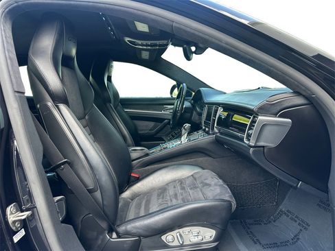 Used 2015 Porsche Panamera GTS image 17