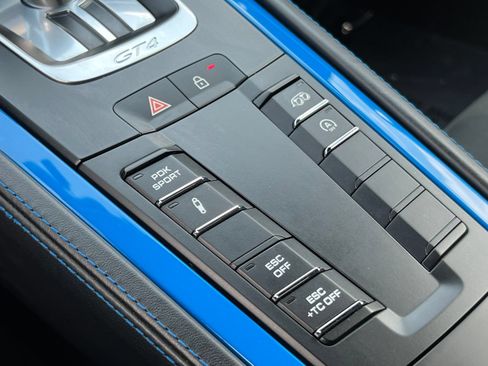 Certified 2023 Porsche 718 Cayman GT4 RWD image 30