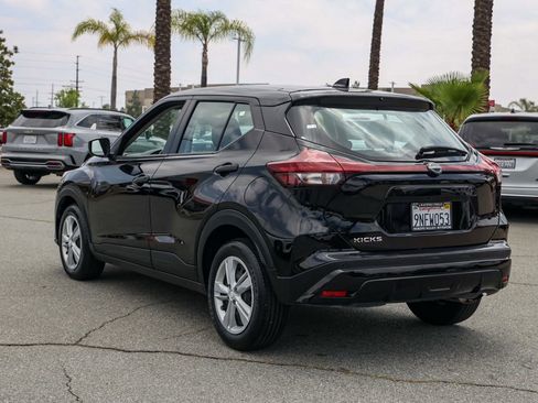 Used 2024 Nissan Kicks S FWD image 6