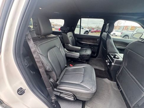 Used 2018 Ford Expedition Limited w/ Equipment Group 302A image 13
