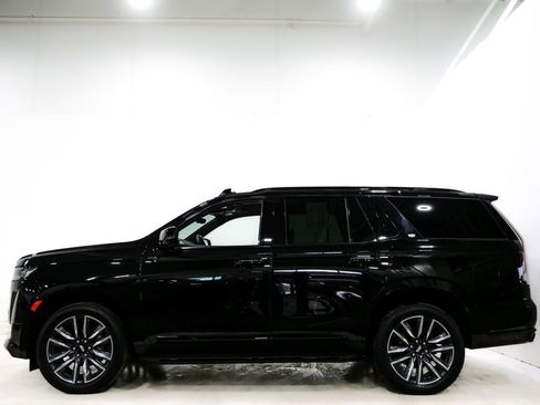 Used 2023 Cadillac Escalade Sport image 5