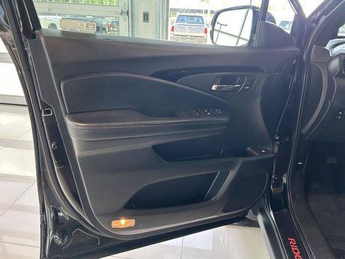 Used 2019 Honda Ridgeline Black Edition image 13