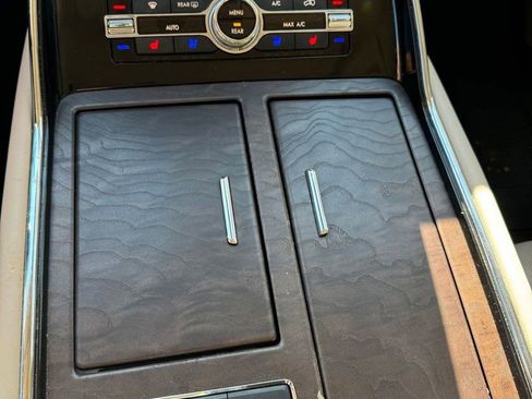 Used 2021 Lincoln Navigator L Reserve AWD/4WD image 24