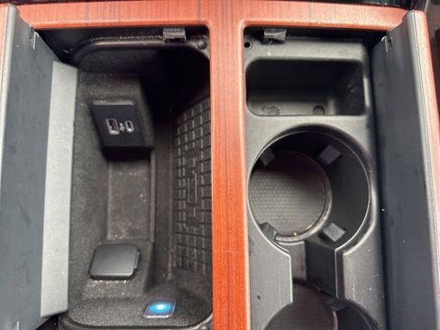 Used 2023 Lincoln Navigator Reserve image 24