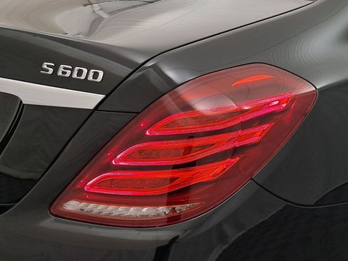 Used 2016 Mercedes-Benz Maybach S 600 image 10
