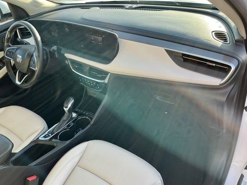 Used 2024 Buick Encore GX Avenir image 29