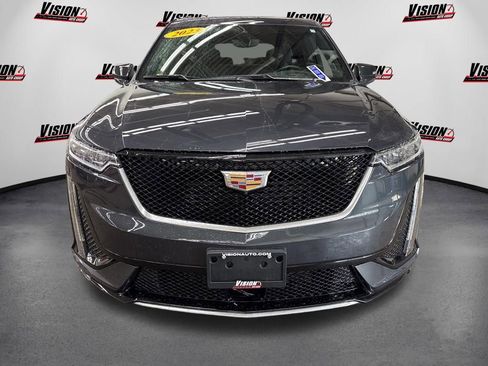 Used 2023 Cadillac XT6 Sport w/ Platinum Package AWD/4WD image 2