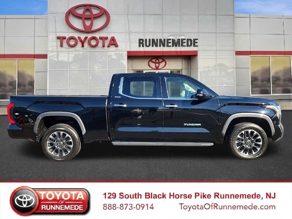 Used 2023 Toyota Tundra Limited AWD/4WD image 7