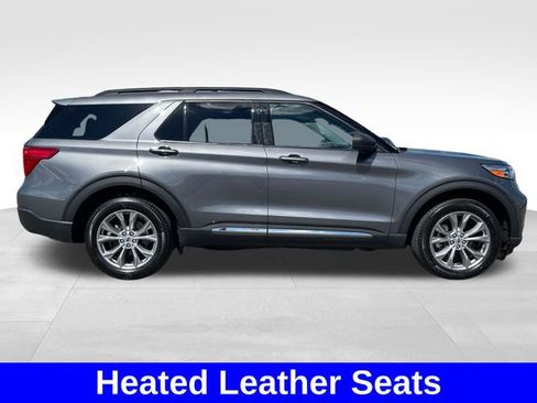 Used 2023 Ford Explorer XLT w/ Equipment Group 202A AWD/4WD image 6
