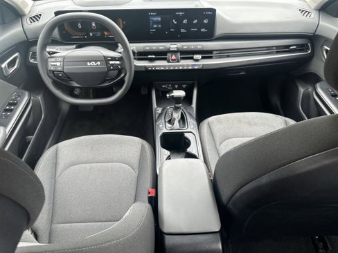 Used 2025 Kia K4 FWD image 22
