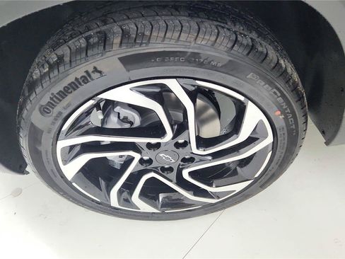 Used 2026 Chevrolet TrailBlazer RS w/ Convenience Package AWD/4WD image 34