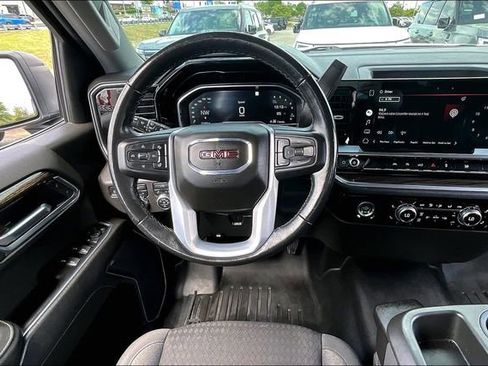 Used 2022 GMC Sierra 1500 Elevation AWD/4WD image 8