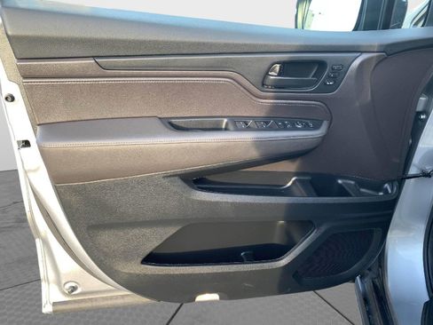 Certified 2024 Honda Odyssey EX-L image 11