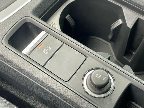 Used 2022 Audi Q3 2.0T Premium image 25