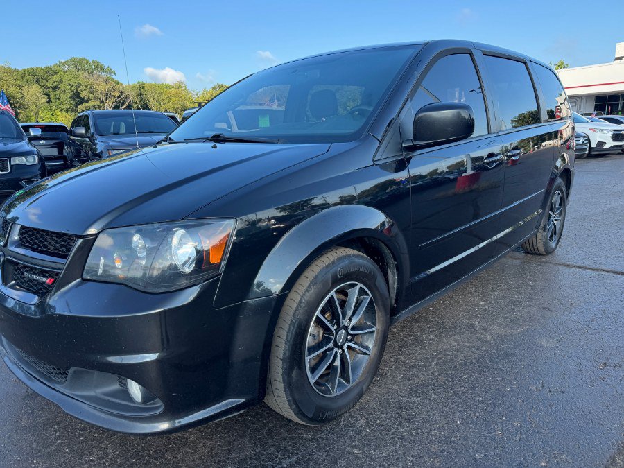 Used 2016 Dodge Grand Caravan R/T FWD image 9