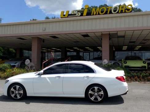 Used 2017 Mercedes-Benz E 300 4MATIC image 7