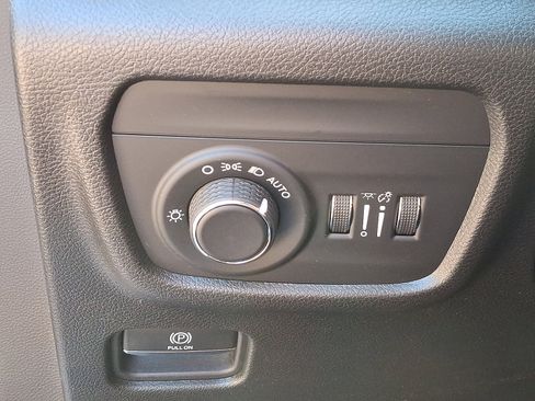 Certified 2021 Jeep Grand Cherokee L Laredo w/ Luxury Tech Group I image 25