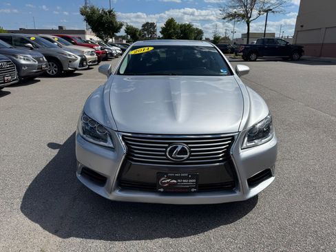 Used 2014 Lexus LS 460 w/ Comfort Package RWD image 5