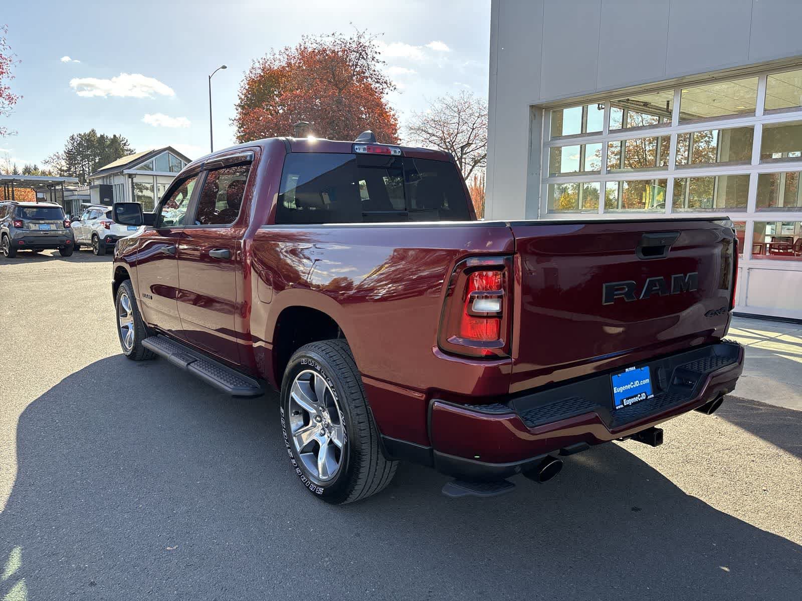Used 2025 RAM 1500 Tradesman AWD/4WD image 3