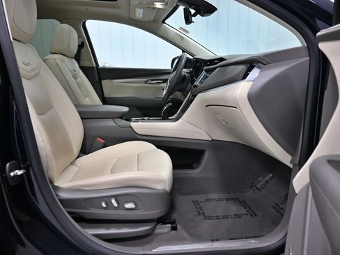 Used 2021 Cadillac XT5 Premium Luxury AWD/4WD image 28