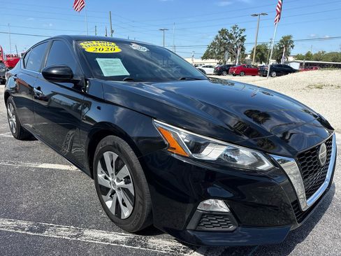 Used 2020 Nissan Altima 2.5 S FWD image 9
