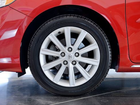 Used 2014 Toyota Camry XLE FWD image 10