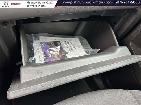 Used 2021 Chevrolet Equinox LT image 27