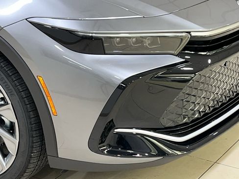 New 2026 Toyota Crown Limited w/ Advanced Technology Package image 2