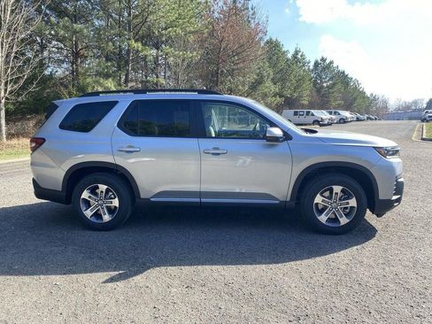 New 2026 Honda Pilot EX-L image 9