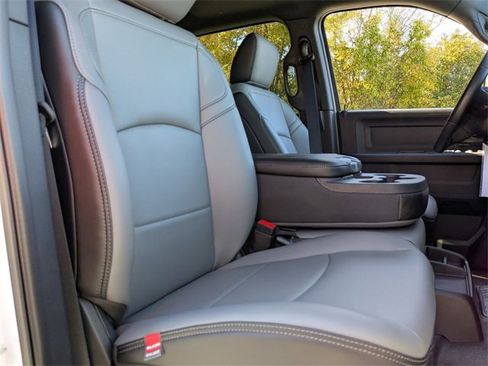 New 2026 RAM 5500 Tradesman w/ Chrome Appearance Group image 38