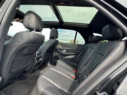 Used 2025 Mercedes-Benz GLE 350 4MATIC image 13
